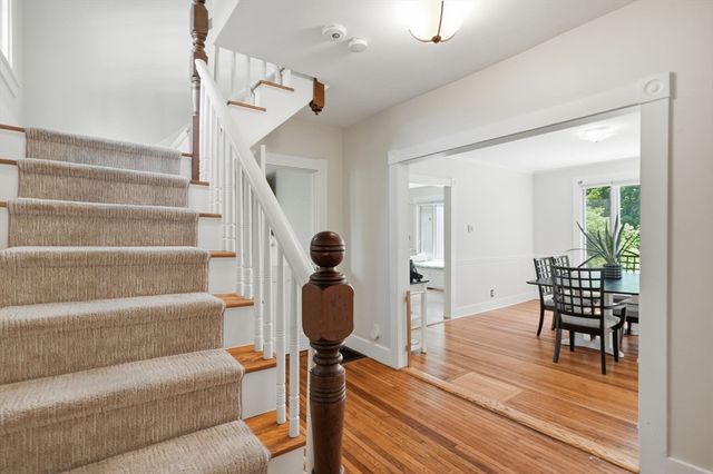 207 Dodge St, Beverly, MA 01915