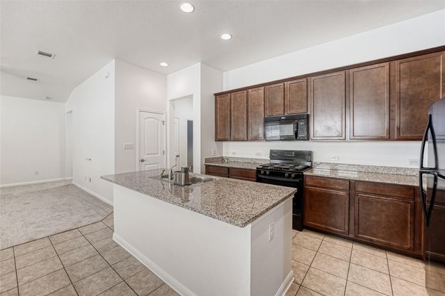 410 Anacua LOOP 30, Manchaca, TX 78652