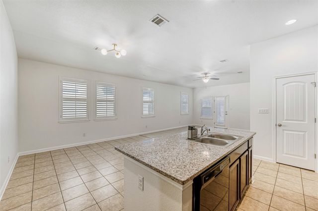 410 Anacua LOOP 30, Manchaca, TX 78652