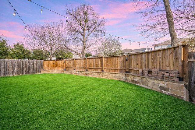 410 Anacua LOOP 30, Manchaca, TX 78652