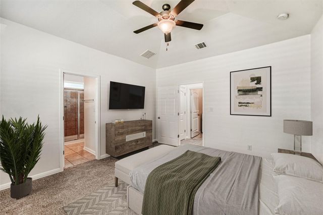 410 Anacua LOOP 30, Manchaca, TX 78652