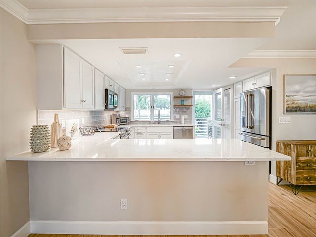 8444 Oceanside Drive D12, Indian River Shores, FL 32963