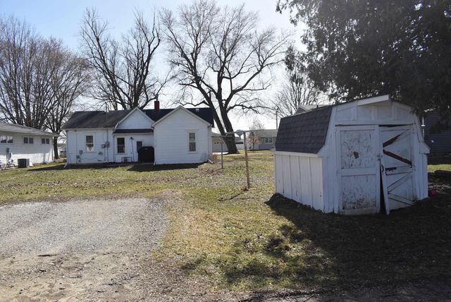 1121 Oak Street, Osage, IA 50461