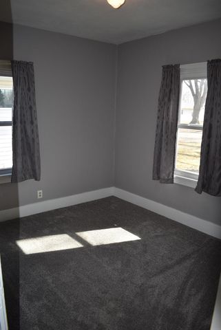 1121 Oak Street, Osage, IA 50461