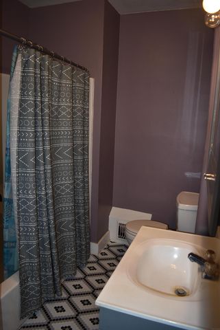 1121 Oak Street, Osage, IA 50461