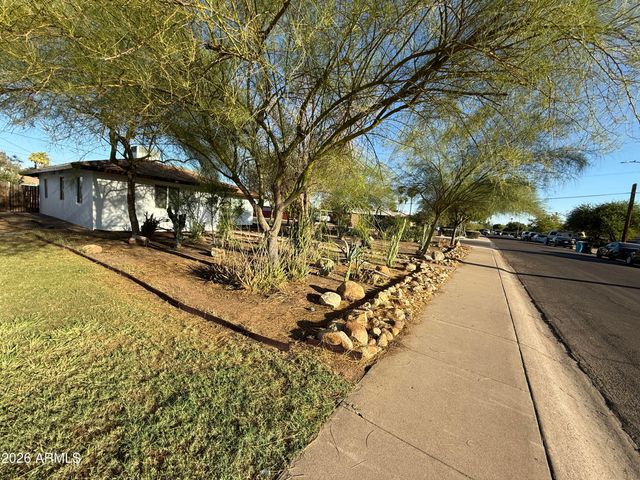 4301 N 15TH Drive, Phoenix, AZ 85015