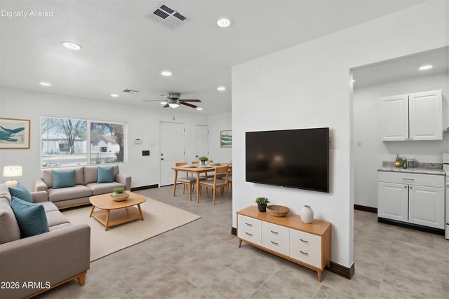 4301 N 15TH Drive, Phoenix, AZ 85015