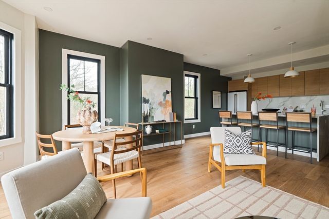 16 Yale Terrace 2, Boston, MA 02130