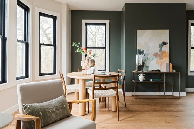 16 Yale Terrace 2, Boston, MA 02130