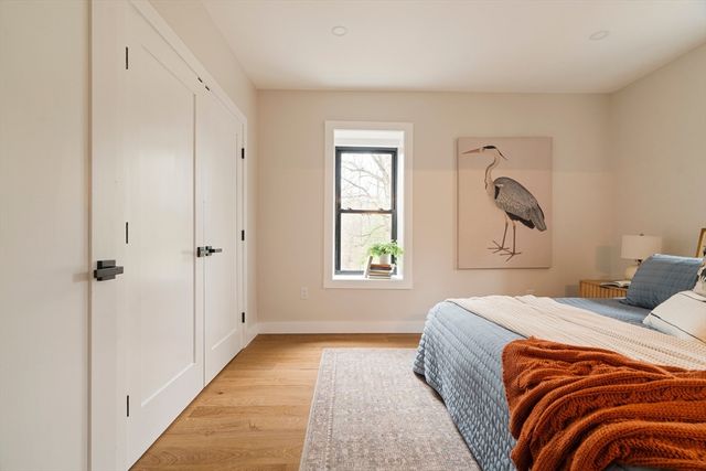 16 Yale Terrace 2, Boston, MA 02130