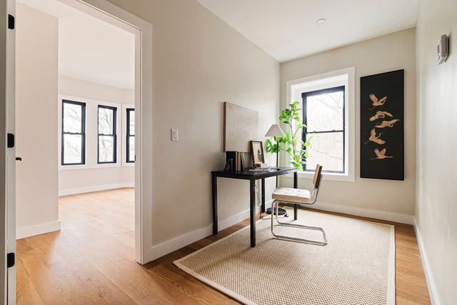 16 Yale Terrace 2, Boston, MA 02130