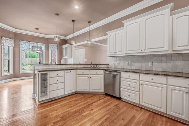 515 Shady Valley Drive, North Little Rock, AR 72116