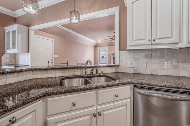 515 Shady Valley Drive, North Little Rock, AR 72116