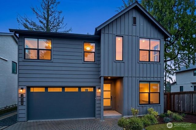 12332 38th Avenue NE, Seattle, WA 98125