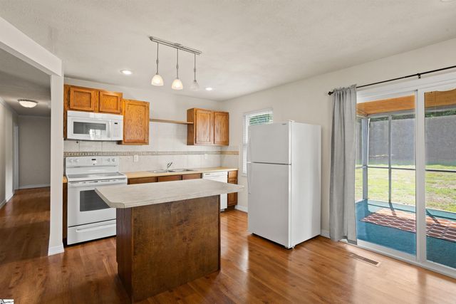 706 Harvey Road, Greer, SC 29651