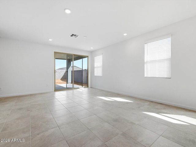 25601 N 157TH Lane, Surprise, AZ 85387
