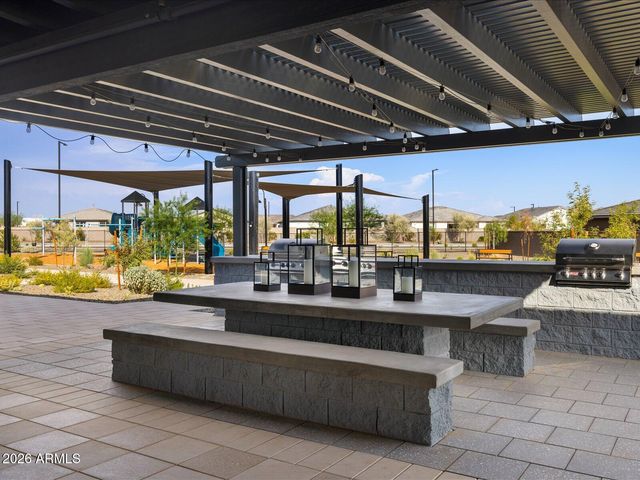 25601 N 157TH Lane, Surprise, AZ 85387