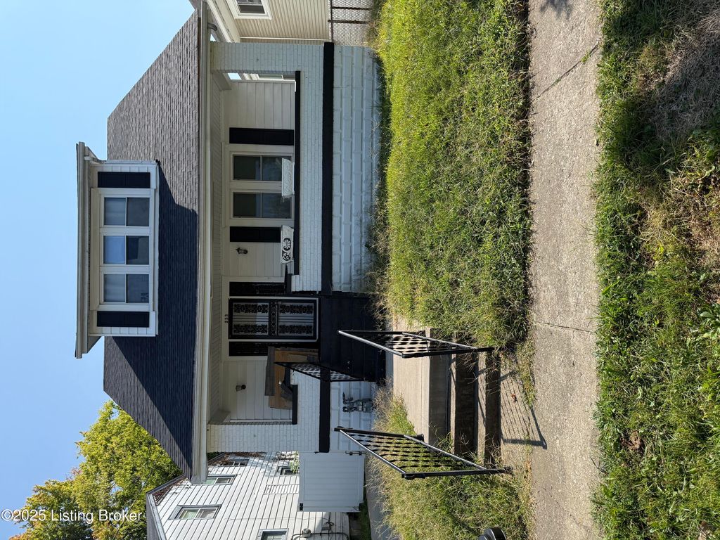 233 S 41st St, Louisville, KY 40212