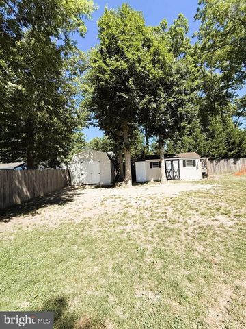 1629 DOLLY DR, Vineland, NJ 08361
