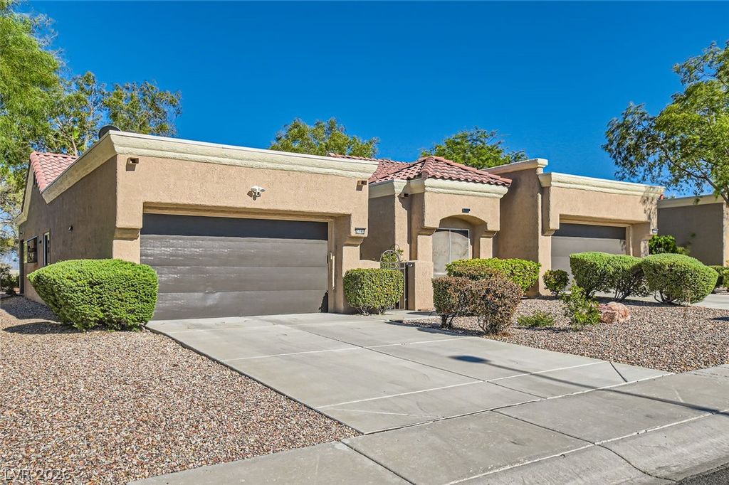 2740 Desert Crystal Drive 0, Las Vegas, NV 89134 — photo 2