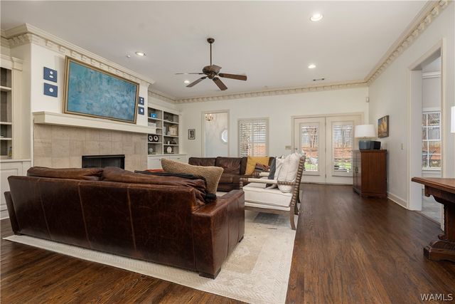 2821 LAKE CREST, Tuscaloosa, AL 35406