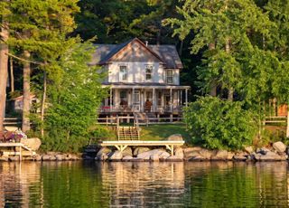 5 Lakeside Road, Newbury, NH 03255