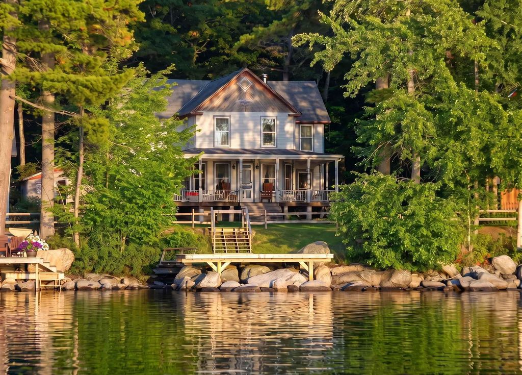 5 Lakeside Road, Newbury, NH 03255