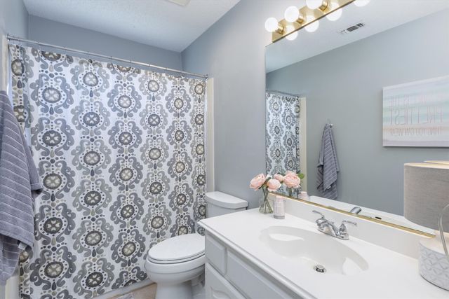 2104 Rock Wood Lane, Mckinney, TX 75072