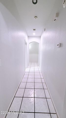 5585 N Moccasin Trail, Tucson, AZ 85750