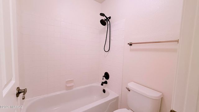 5585 N Moccasin Trail, Tucson, AZ 85750