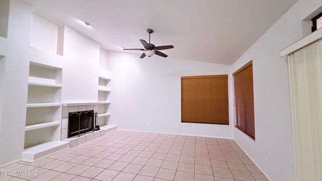 5585 N Moccasin Trail, Tucson, AZ 85750