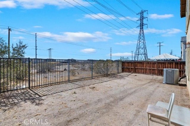 15165 Bluffside Lane, Victorville, CA 92394