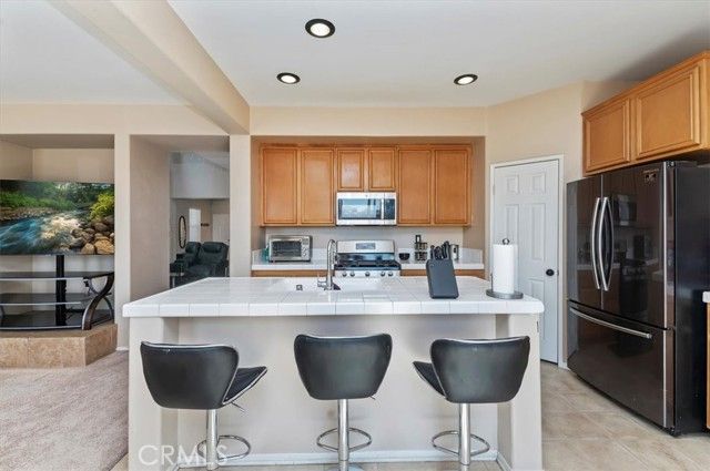 15165 Bluffside Lane, Victorville, CA 92394