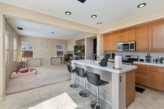 15165 Bluffside Lane, Victorville, CA 92394