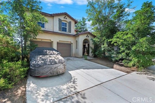 15165 Bluffside Lane, Victorville, CA 92394