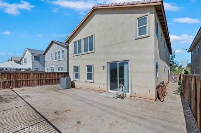 15165 Bluffside Lane, Victorville, CA 92394