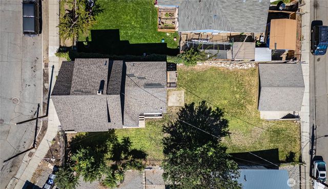 321 Malaga Avenue, Wenatchee, WA 98801