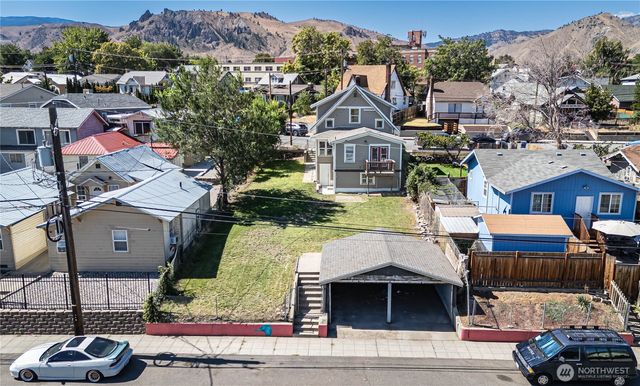 321 Malaga Avenue, Wenatchee, WA 98801