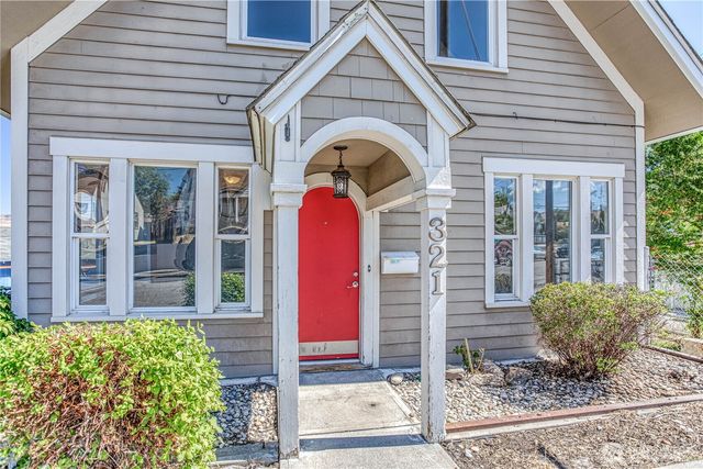 321 Malaga Avenue, Wenatchee, WA 98801