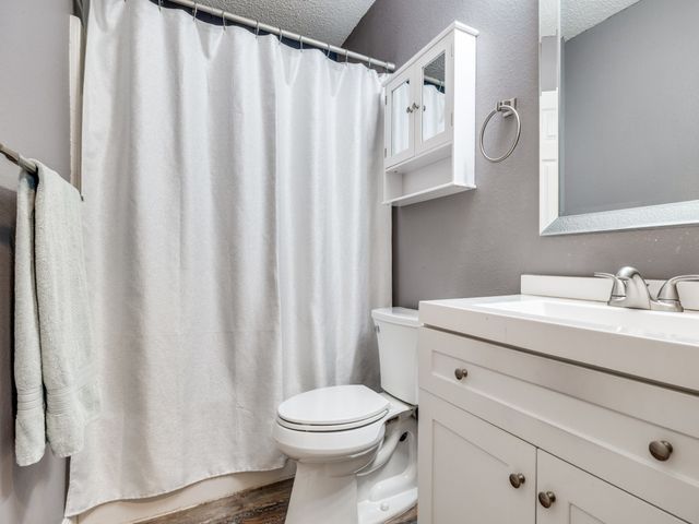 1454 Lochspring Drive, Rockwall, TX 75032