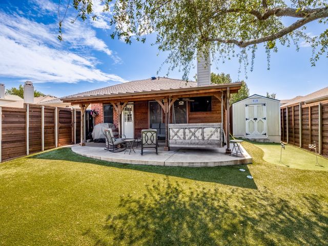 1454 Lochspring Drive, Rockwall, TX 75032