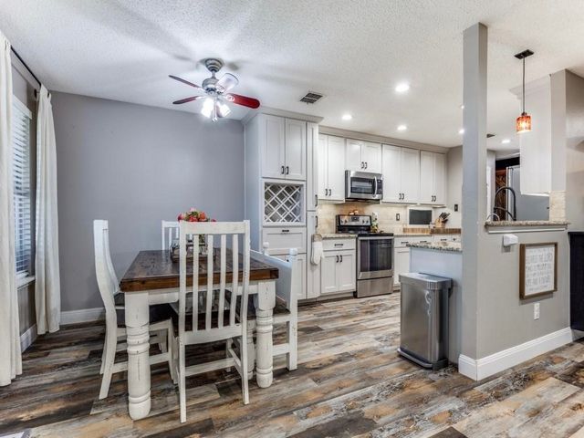 1454 Lochspring Drive, Rockwall, TX 75032