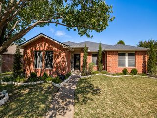 1454 Lochspring Drive, Rockwall, TX 75032