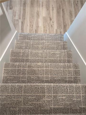 911 Savannah Lane, Greenwood, MO 64034