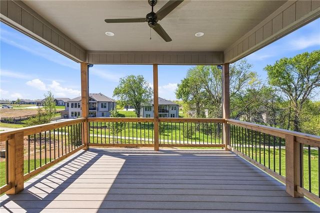 911 Savannah Lane, Greenwood, MO 64034