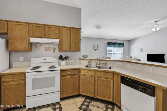 3071 WAVERING Lane, Middleburg, FL 32068