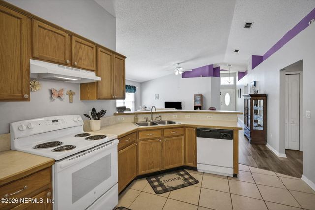 3071 WAVERING Lane, Middleburg, FL 32068