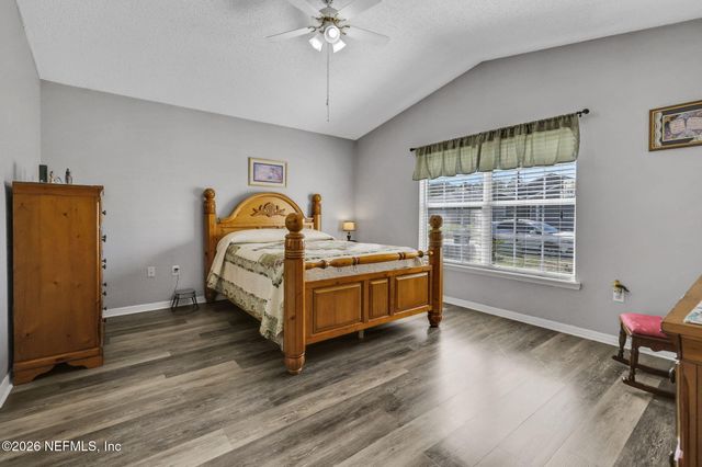 3071 WAVERING Lane, Middleburg, FL 32068