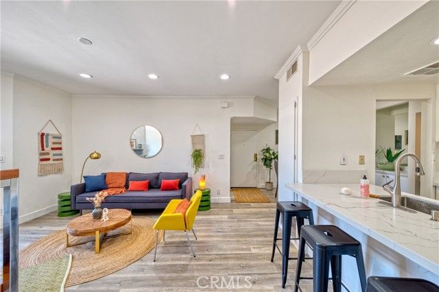 1665 Federal Avenue 302, Los Angeles, CA 90025