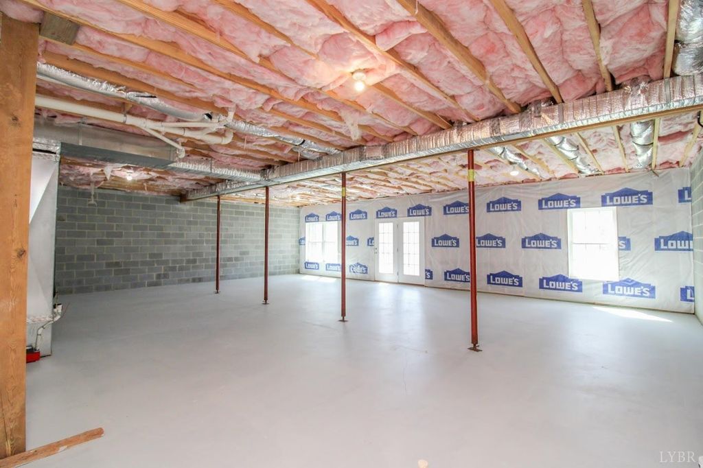 Image 34 of property listing at 268 Oak Spring Lane, Madison Heights, VA 24572